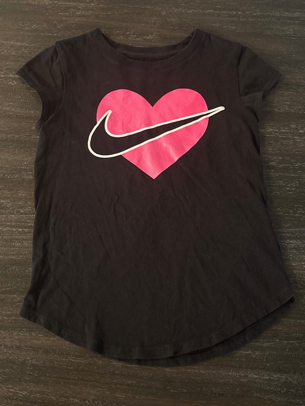 Nike Girls Black Heart 6X Large Shirt